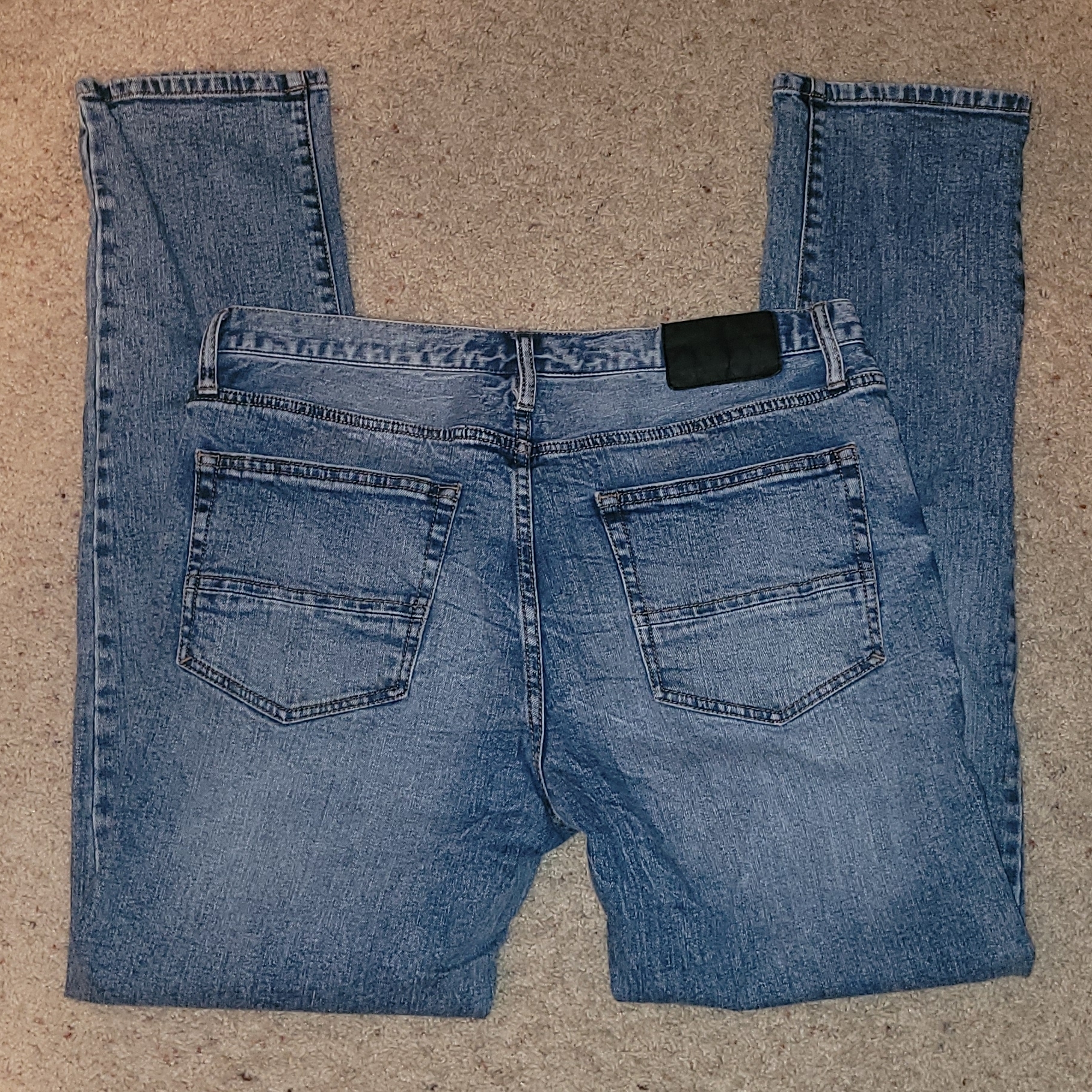 New Buckle Men's Straight Blue Jeans